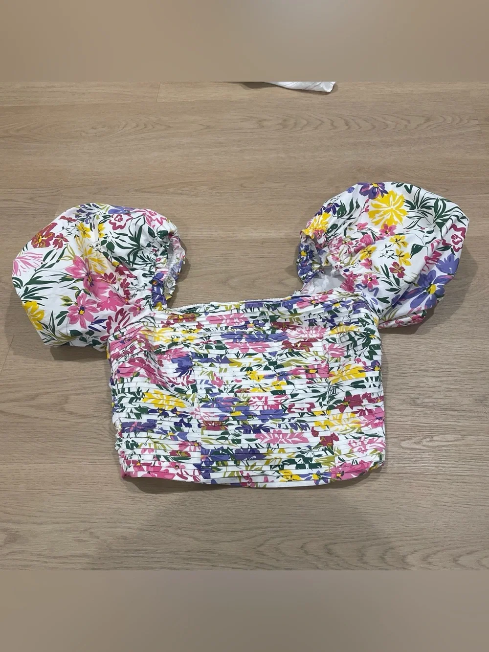 Astr White Floral Puff-Sleeve Crop Top - Pink Yellow Purple Green